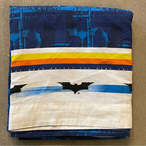 Batman The Dark Knight Flat Bedsheet Fabric - Picture 2 of 3